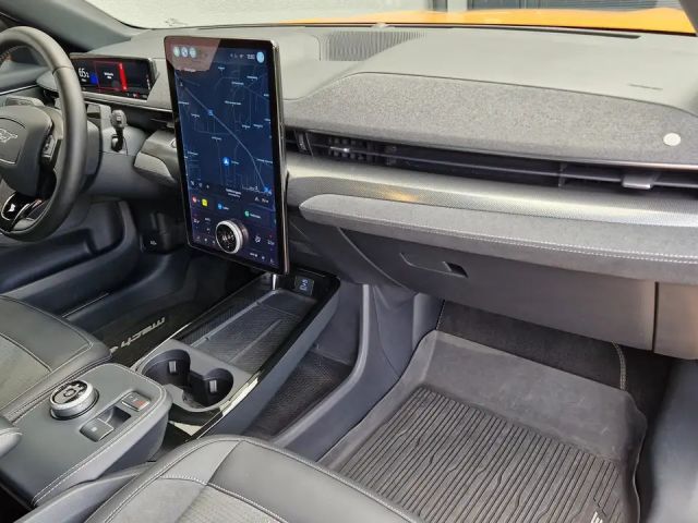 Ford Mustang Mach-E AWD GT