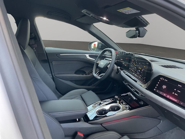 Audi A6 Avant Quattro S-Tronic