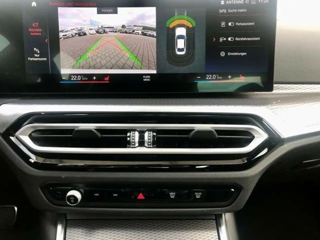 BMW 330 330d M-Sport Sedan