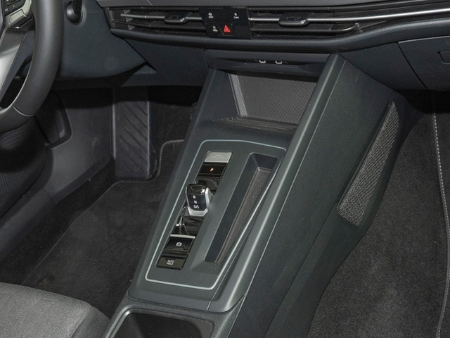 Volkswagen Golf 1.5 eTSI DSG Golf VIII