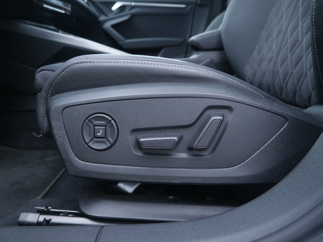 Audi S3 Quattro S-Tronic Sedan