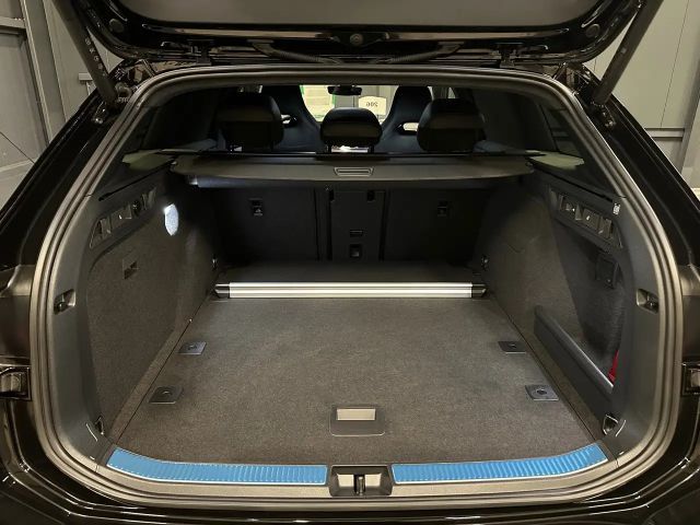 Volkswagen Passat 4Motion R-Line Variant