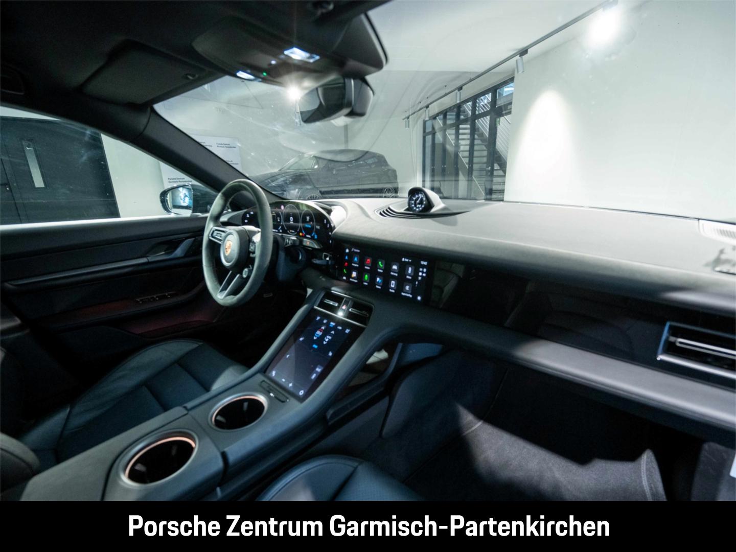 Porsche Taycan Sport Turismo