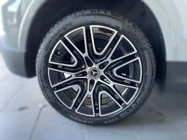 Mercedes-Benz GLA 200 AMG Line