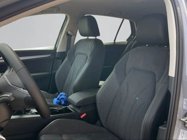 Volkswagen Golf Rabbit TSI