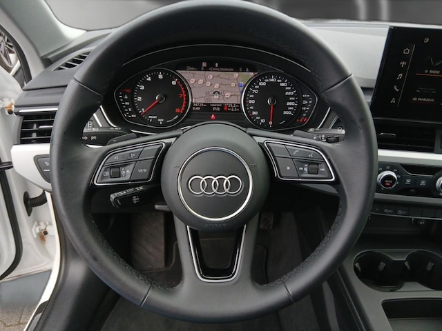 Audi A4 40 TFSI Avant S-Tronic
