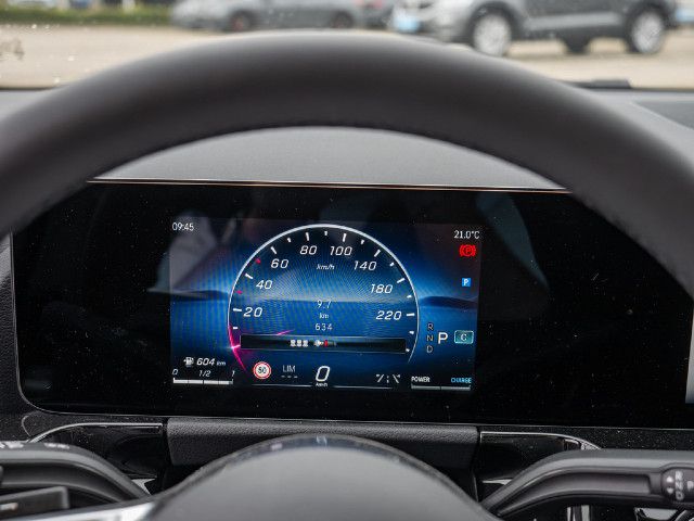 Mercedes-Benz B 180 Sedan