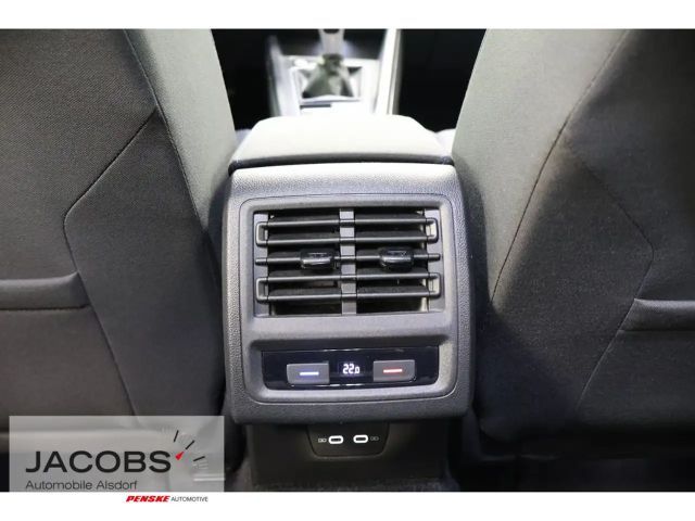 Volkswagen Golf 1.5 TSI Golf VIII TSi United