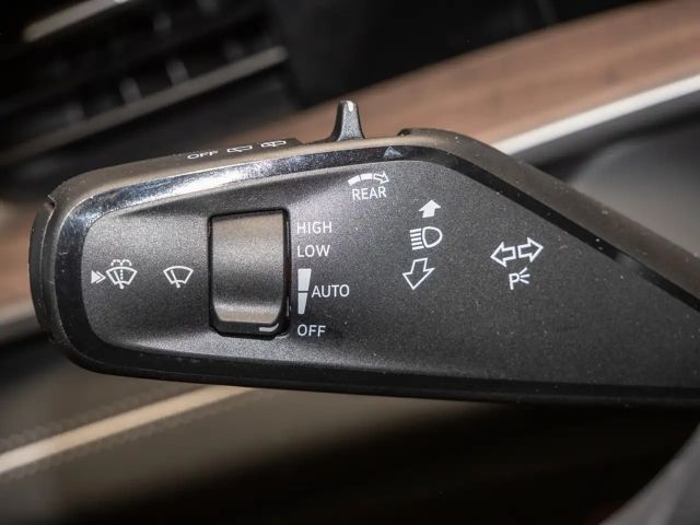 Volkswagen Tayron 1.5 eTSI Elegance Elegance