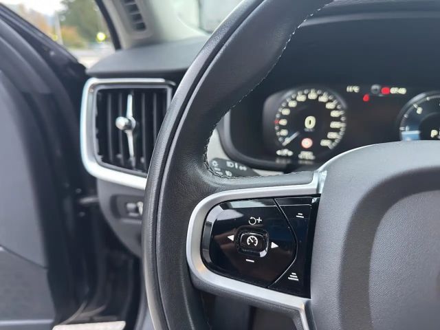 Volvo V90 Cross Country AWD