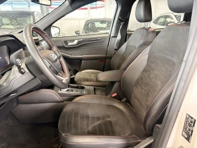 Ford Kuga Plug in Hybrid ST Line X