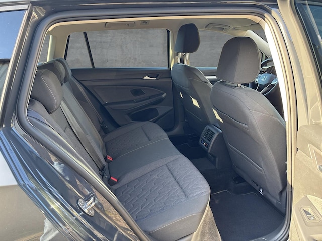 Volkswagen Golf 1.5 TSI Life Variant