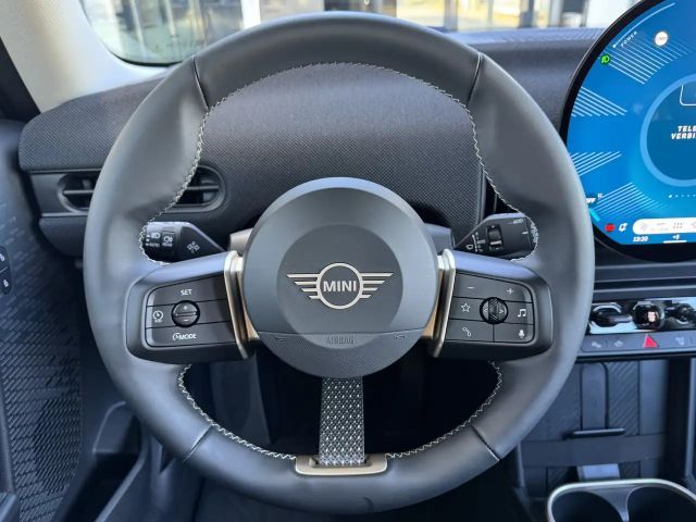 MINI Cooper Classic Trim LED HuD LenkradHzg RFK DA