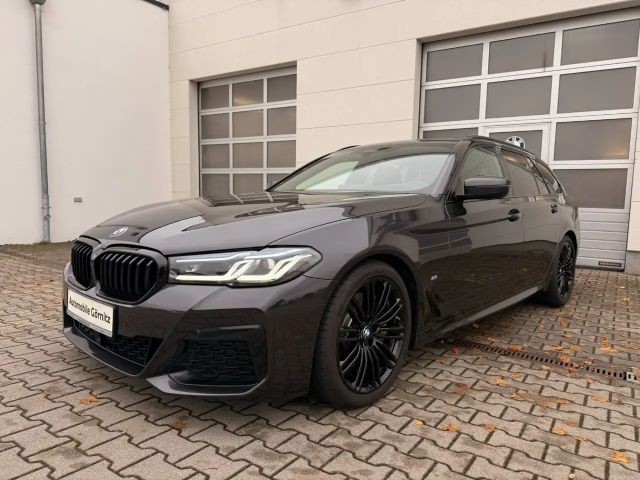BMW 530 530d M-Sport Touring xDrive