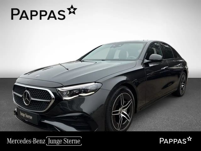 Mercedes-Benz E 220 4MATIC E 220 d Sedan