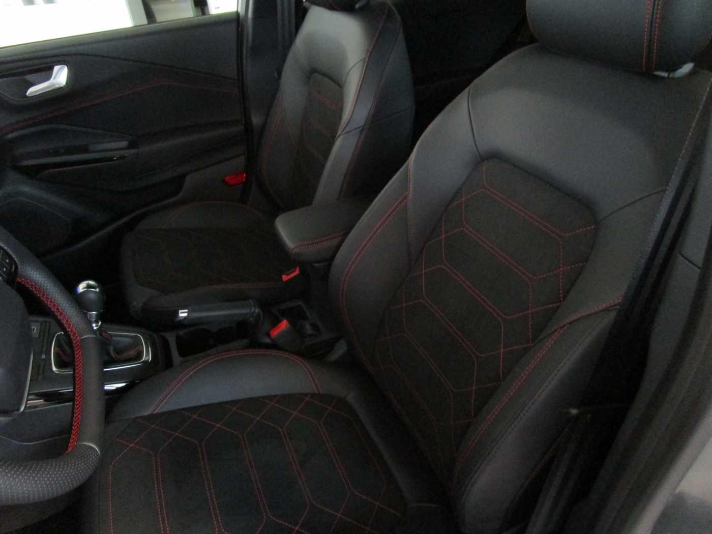 Ford Puma EcoBoost ST Line