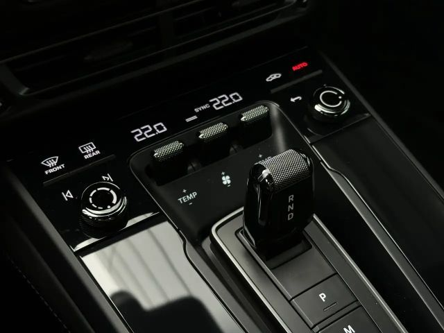 Porsche 992 Carrera Coupé GTS