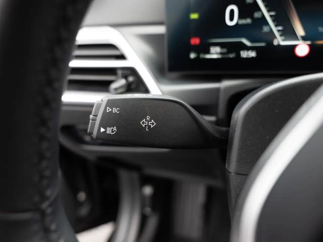 BMW 318 318i M-Sport Touring