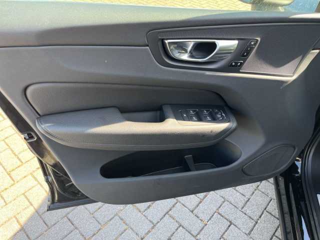 Volvo XC60 AWD Momentum