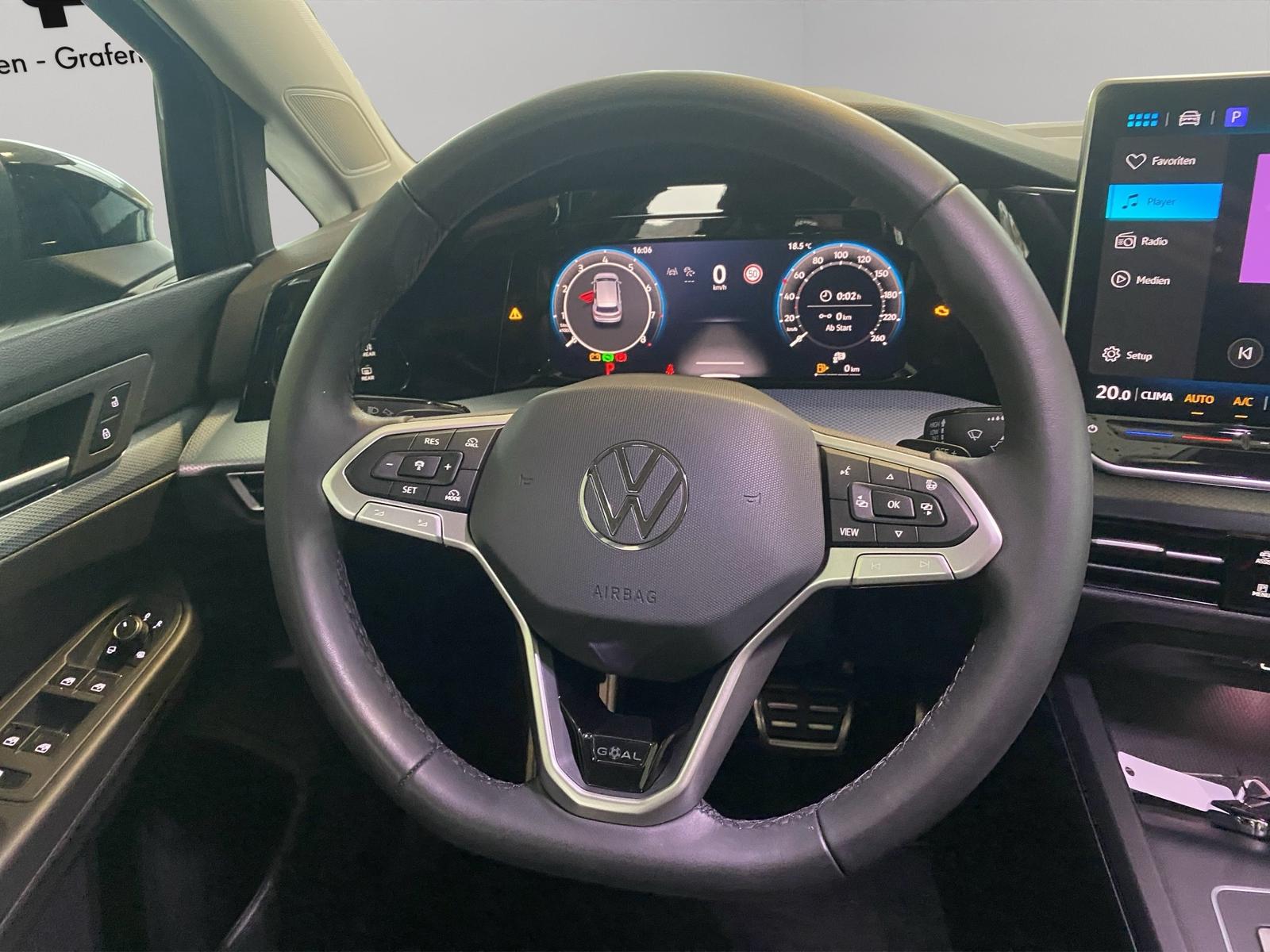 Volkswagen Golf 1.5 eTSI DSG Golf VIII Life