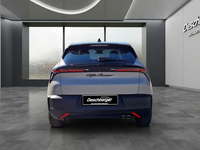 Alfa Romeo Junior Ibrida