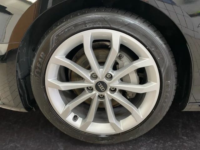 Audi A4 40 TFSI S-Line S-Tronic Sedan