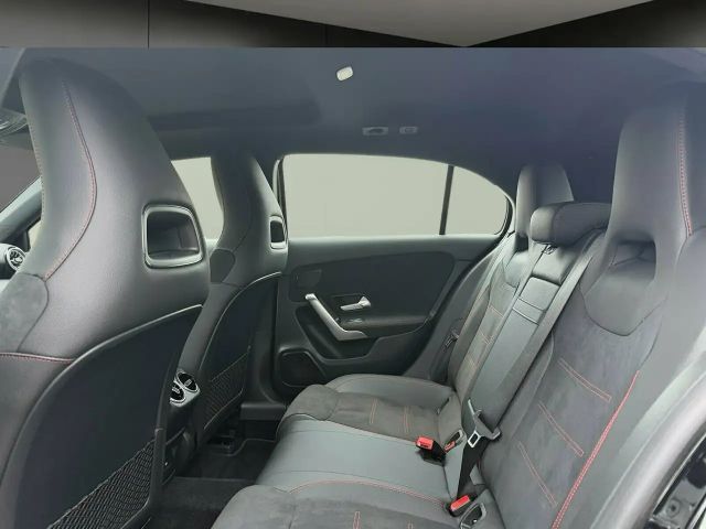 Mercedes-Benz A 180 AMG Line