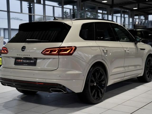 Volkswagen Touareg R-Line Style
