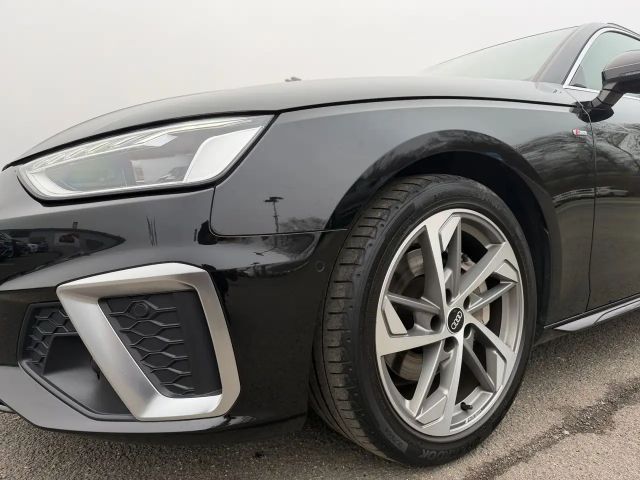 Audi A4 40 TFSI Quattro S-Line S-Tronic