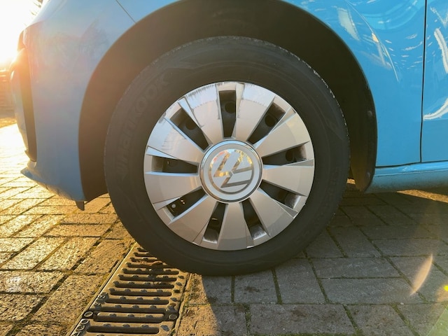 Volkswagen up! up! 1.0 Klima Allwetterreifen PDC GRA ZV