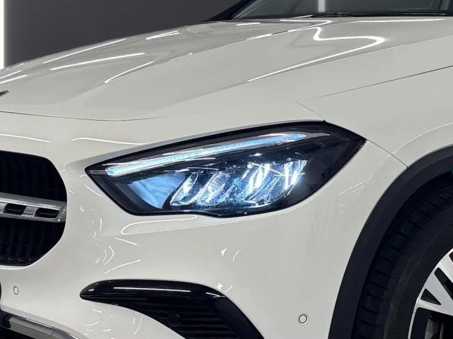 Mercedes-Benz GLA 200 Progressive