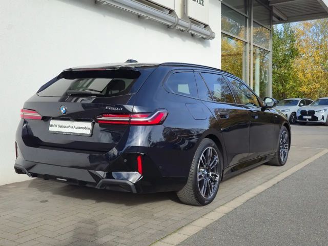 BMW 520 520d M-Sport Touring