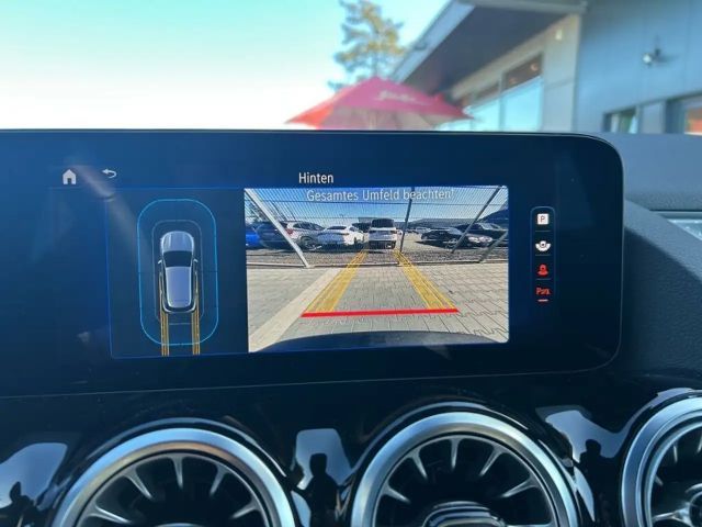 Mercedes-Benz EQA 300 4MATIC Progressive