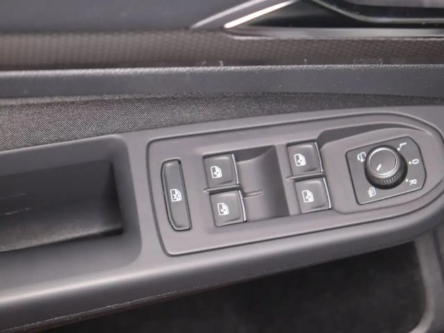 Volkswagen Golf 2.0 TSI DSG GTI Style