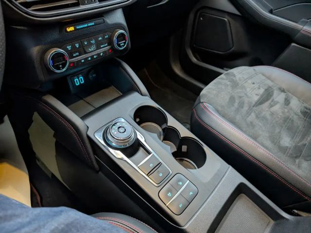 Ford Kuga Plug in Hybrid ST Line X