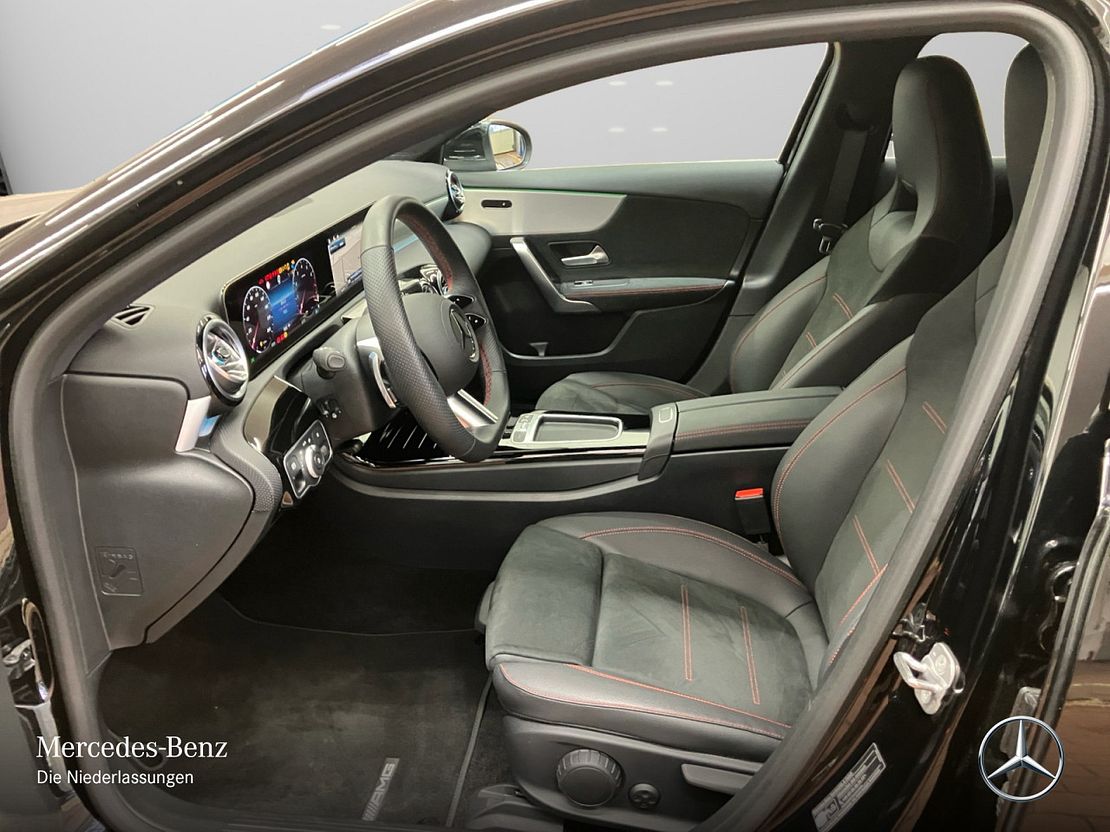 Mercedes-Benz A 250 4MATIC AMG Line