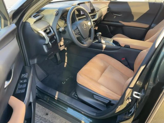 Lexus UX 250h Style Edition