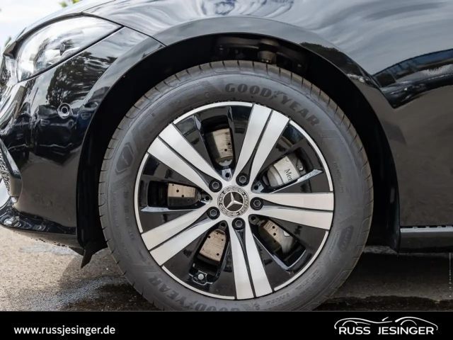 Mercedes-Benz C 300 AVANTGARDE Sedan