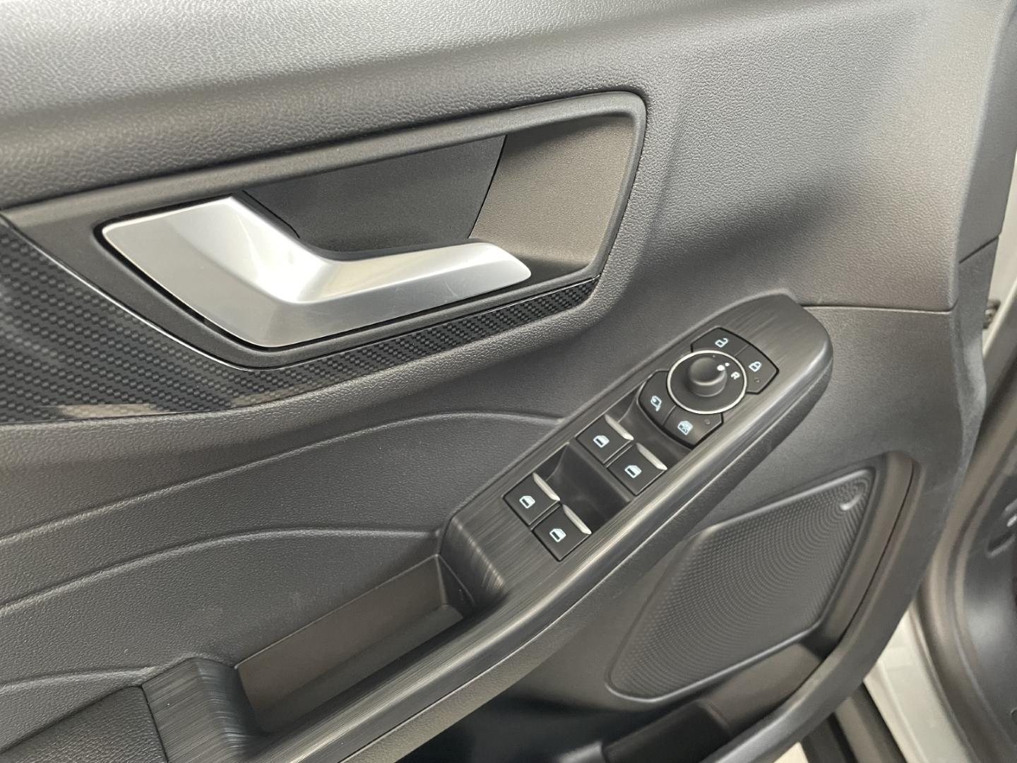 Ford Kuga Plug in Hybrid ST Line X