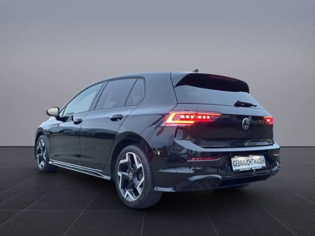 Volkswagen Golf 2.0 TDI DSG Golf VIII R-Line