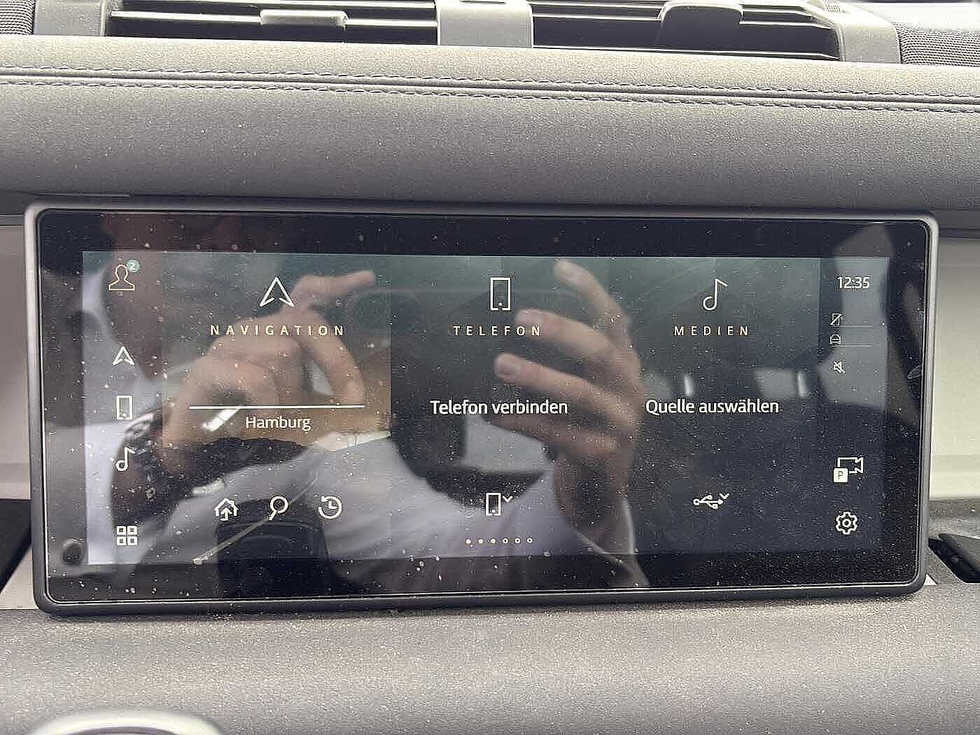 Land Rover Defender 110 S