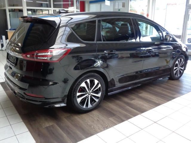 Ford S-Max ST Line