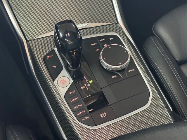 BMW 320 320d M-Sport Touring xDrive