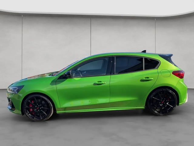 Ford Focus EcoBoost ST Line