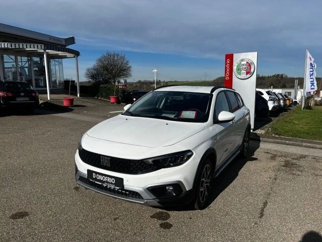 Fiat Tipo Cross Station wagon