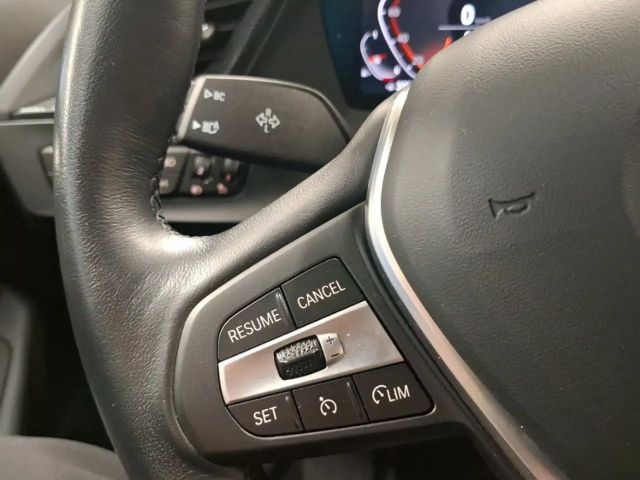 BMW 116 116i Sedan Sport Line