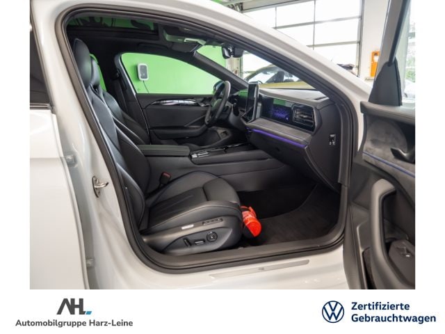 Volkswagen Passat DSG R-Line