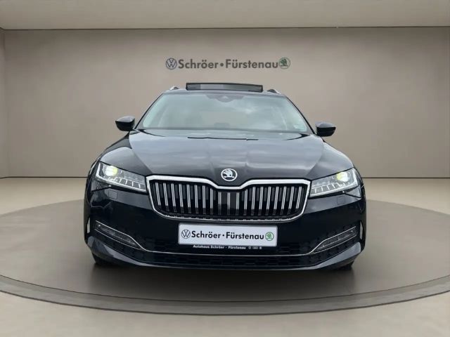 Skoda Superb 2.0 TDI Combi Style Style
