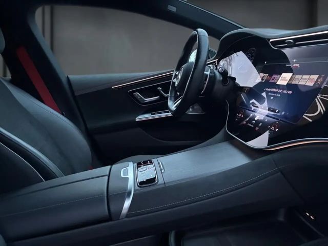 Mercedes-Benz EQE 43 4MATIC AMG Line Sedan