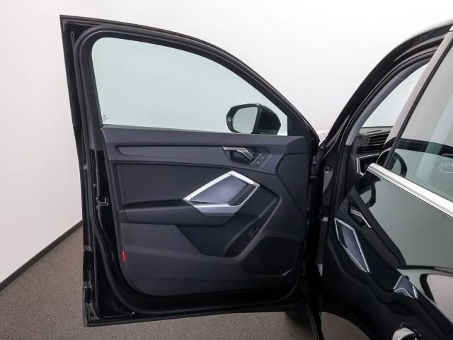 Audi Q3 35 TFSI S-Tronic